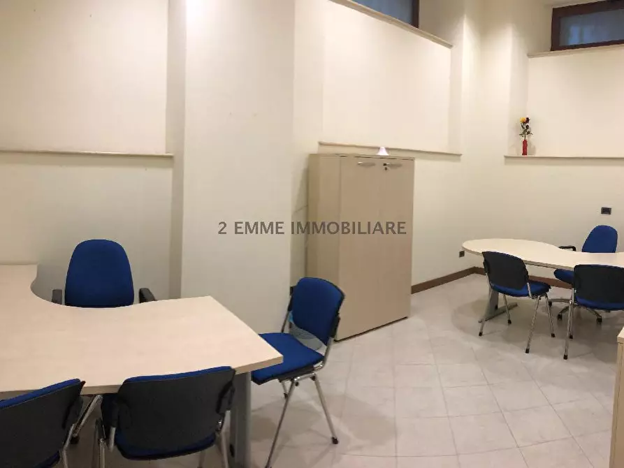 Immagine 1 di Ufficio in affitto  in VIA DINO ANGELINI a Ascoli Piceno