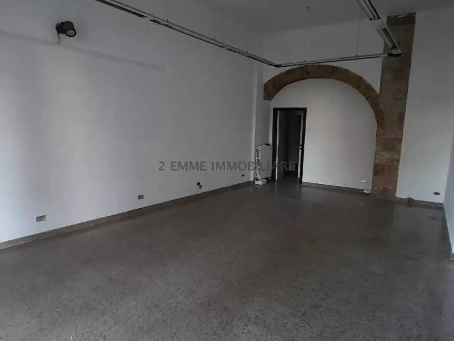 Immagine 8 di Locale commerciale in vendita  in VIA LUNGO TRONTO BARTOLOMEI 37 a Ascoli Piceno