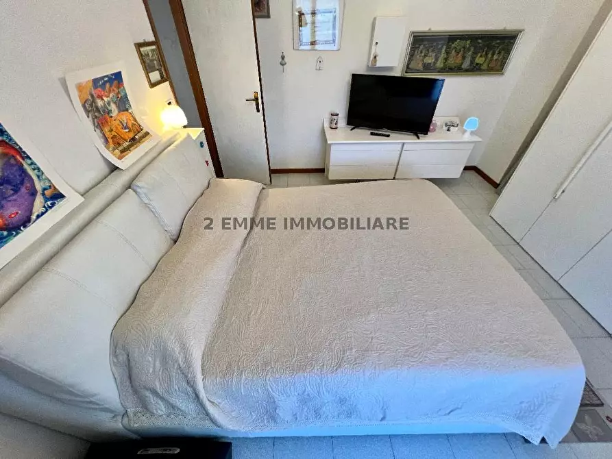 Immagine 5 di Appartamento in vendita  in VIA CAGLIARI 3/A a Folignano