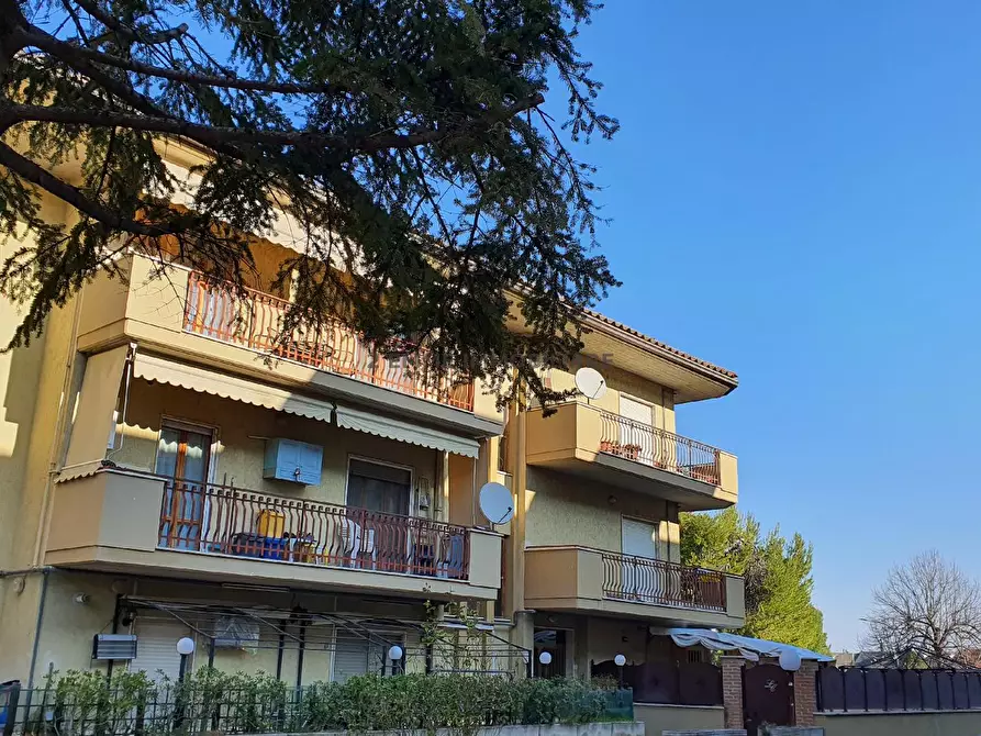 Immagine 1 di Appartamento in vendita  in VIA DEI PLATANI a Ascoli Piceno