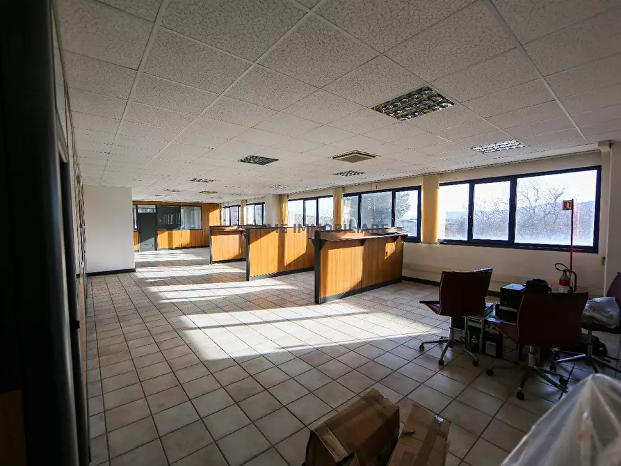 Immagine 1 di Ufficio in vendita  in STRADA PROVINCIALE DELLA BONIFICA 18 a Ascoli Piceno