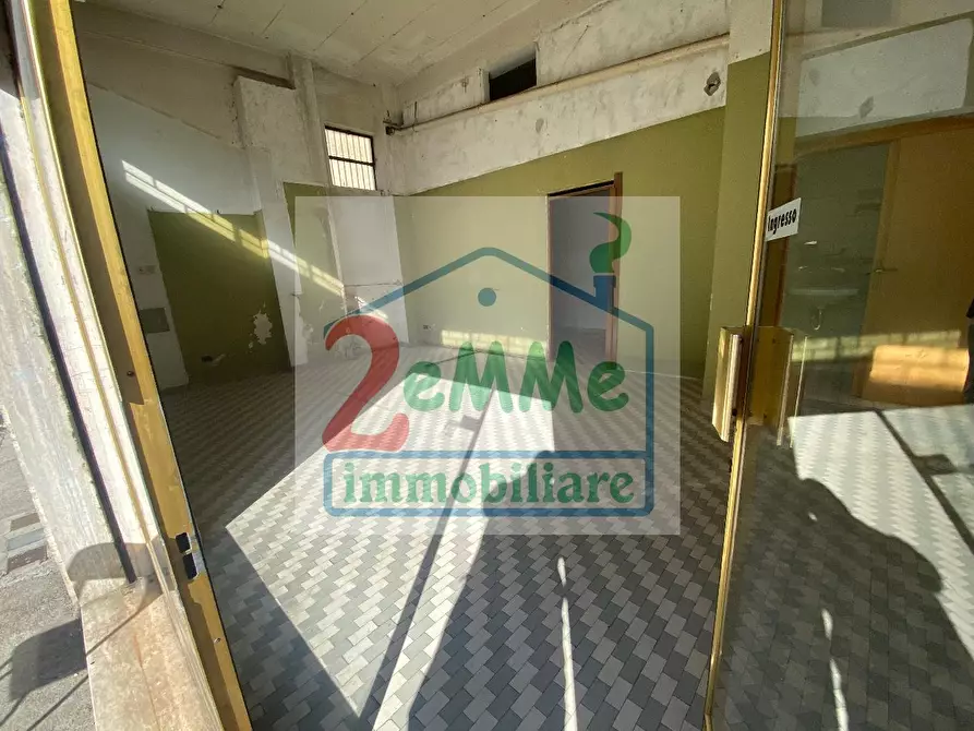 Immagine 2 di Locale commerciale in affitto  in VIA RECANATI a Ascoli Piceno