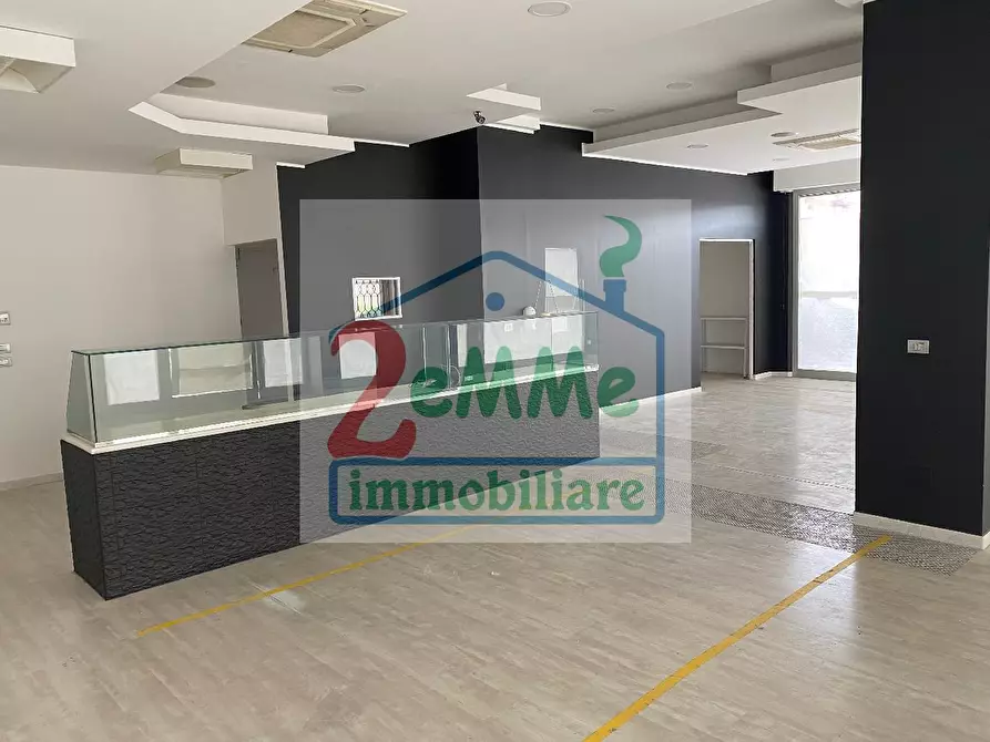 Immagine 4 di Locale commerciale in vendita  in VIA SALARIA a Spinetoli