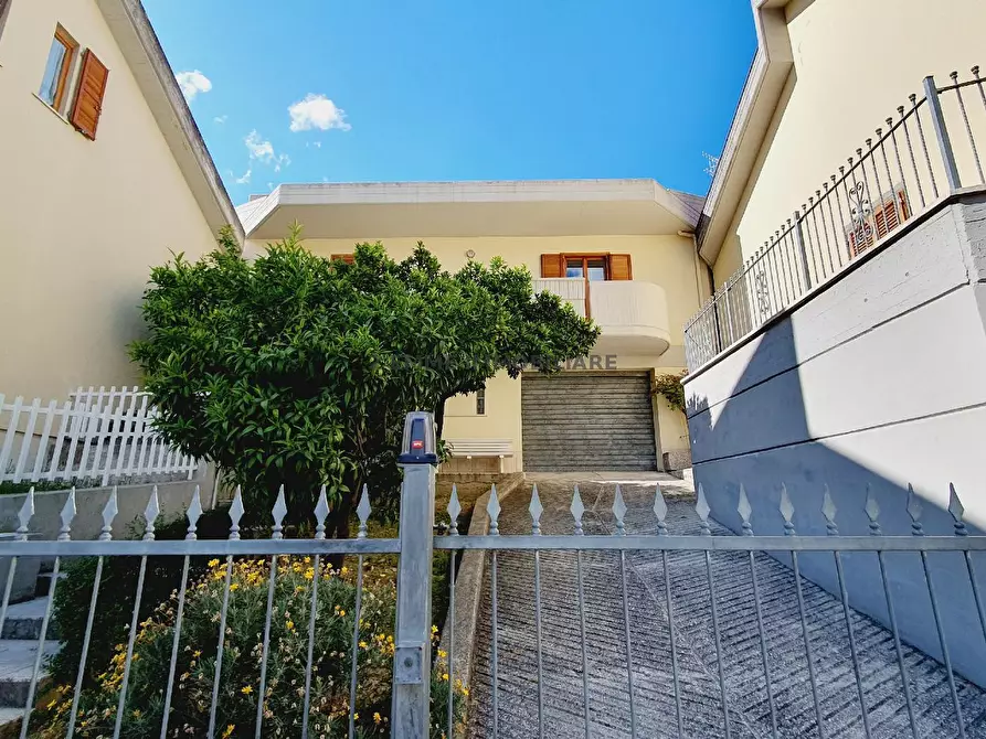 Immagine 34 di Villetta a schiera in vendita  in VIA DELLE BEGONIE a Ascoli Piceno