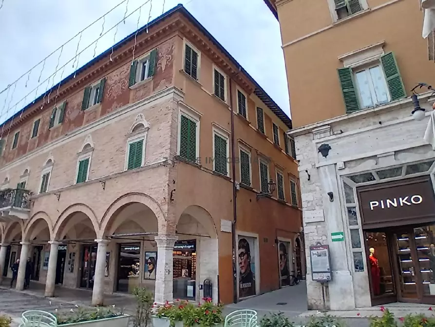 Immagine 1 di Appartamento in vendita  in PIAZZA ROMA a Ascoli Piceno