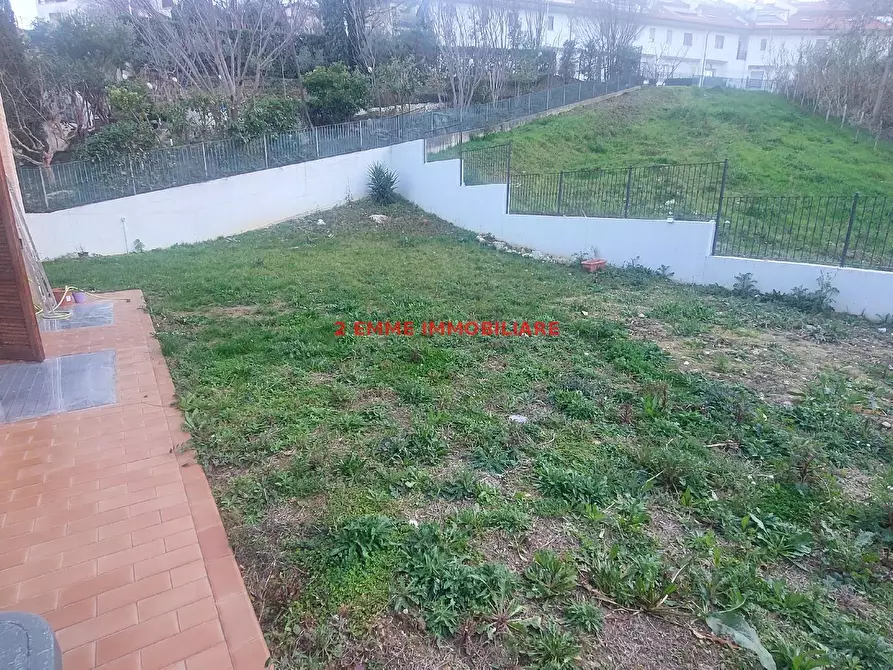 Immagine 16 di Villetta a schiera in vendita  in VALLI DI LISCIANO a Ascoli Piceno
