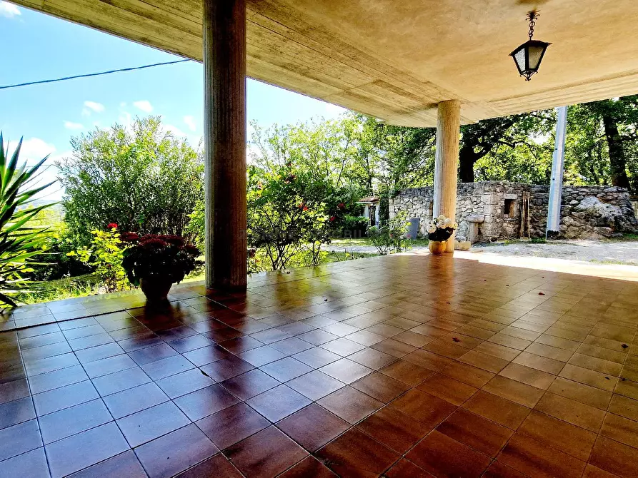 Immagine 5 di Villa in vendita  in FRAZIONE VALLI a Ascoli Piceno