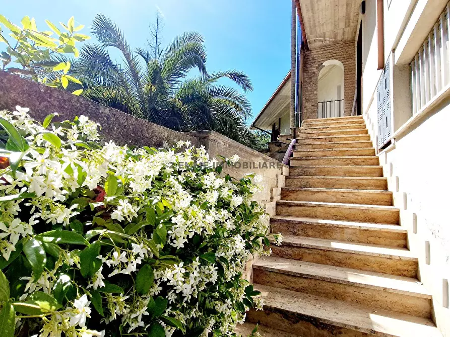 Immagine 20 di Villa in vendita  in FRAZIONE VALLI a Ascoli Piceno