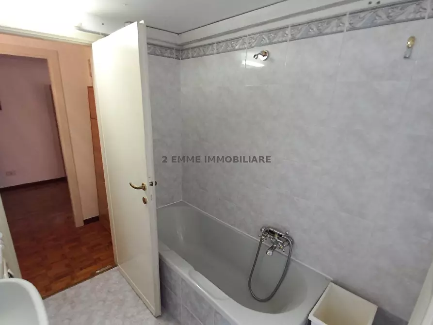 Immagine 3 di Appartamento in vendita  in VIA SANTI FILIPPO E GIACOMO a Ascoli Piceno