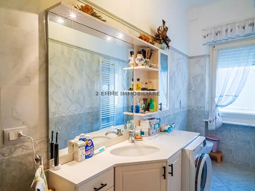 Immagine 9 di Appartamento in vendita  in VIALE FRATELLI ROSSELLI 16 a Grottammare