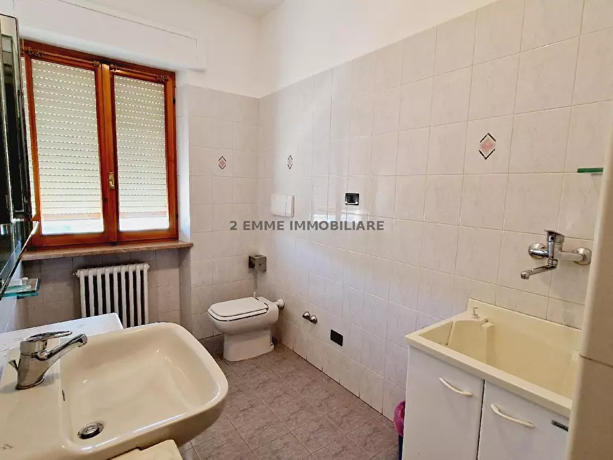 Immagine 3 di Appartamento in vendita  in VIA DEL COMMERCIO a Ascoli Piceno