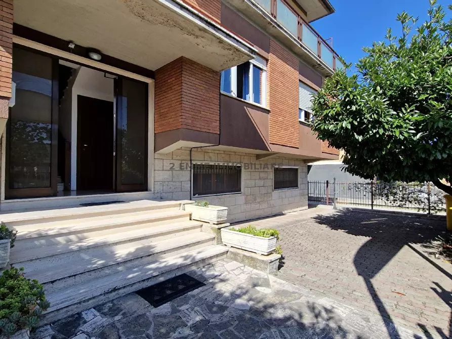 Immagine 8 di Appartamento in vendita  in VIA DEL COMMERCIO a Ascoli Piceno