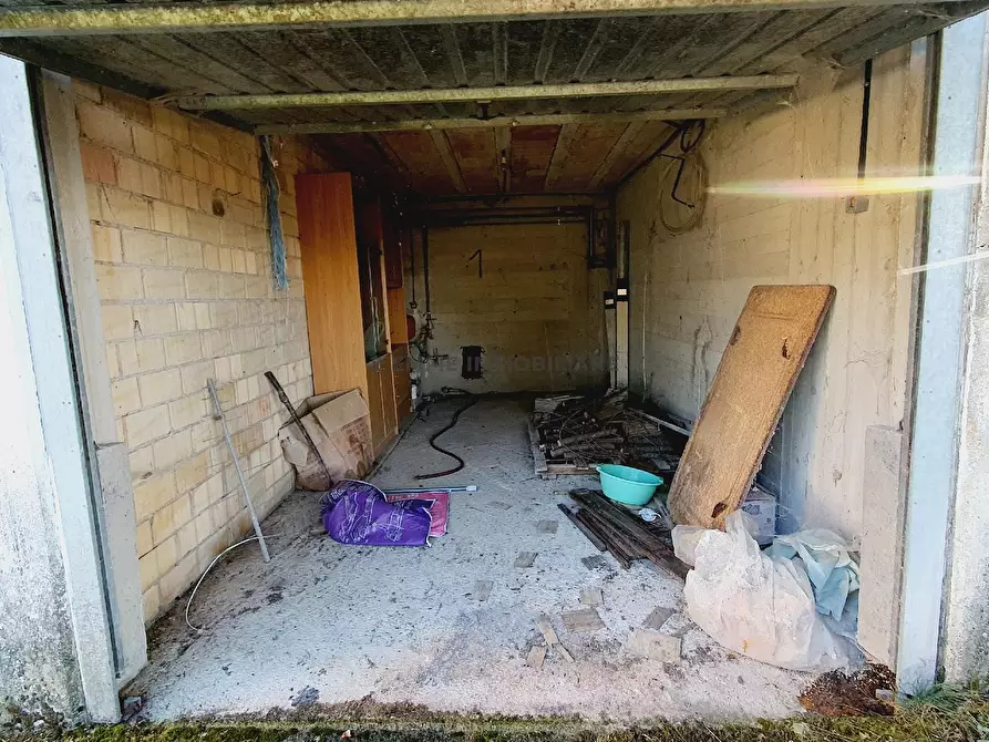 Immagine 20 di Appartamento in vendita  in FRAZIONE SAN GIACOMO a Ancarano