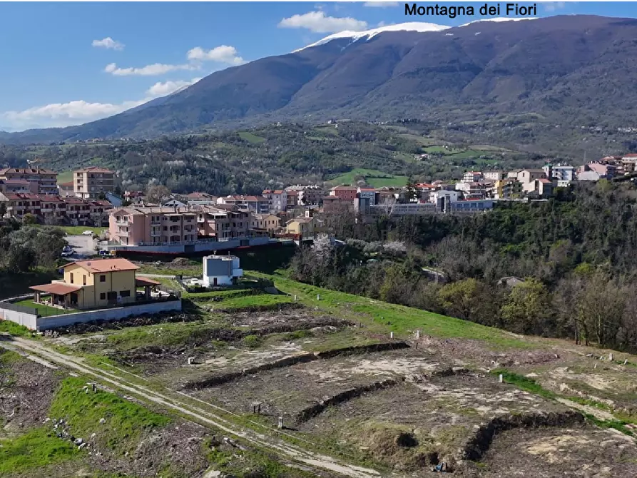 Immagine 8 di Terreno in vendita  in VIA PALAZZOLO a Folignano