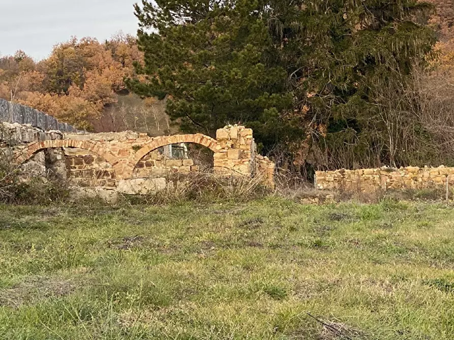 Immagine 1 di Rustico / casale in vendita  in FRAZIONE TUSEGGIA 8 a Camerino