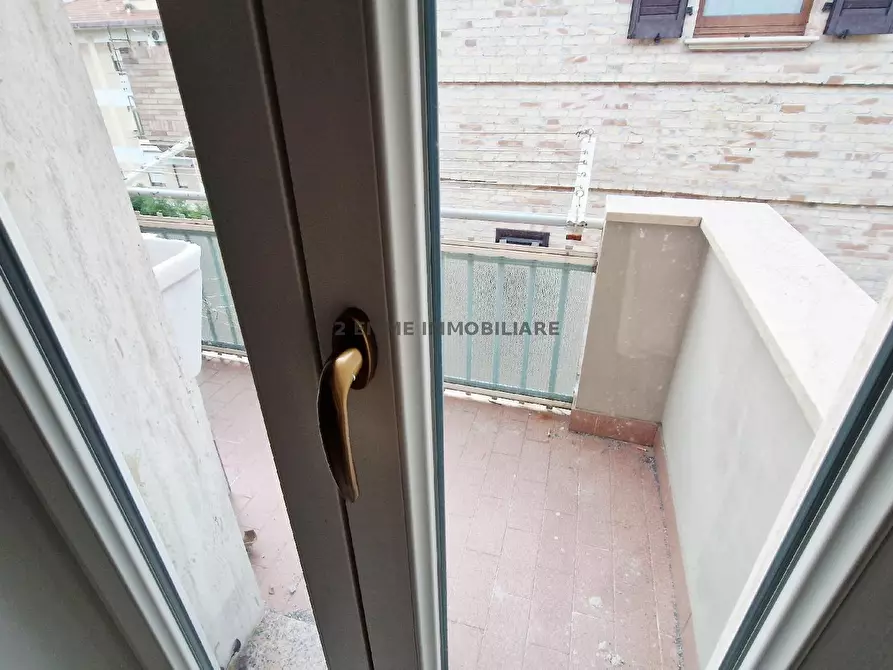 Immagine 12 di Appartamento in vendita  in VIA ZEPPELLE 12 a Ascoli Piceno