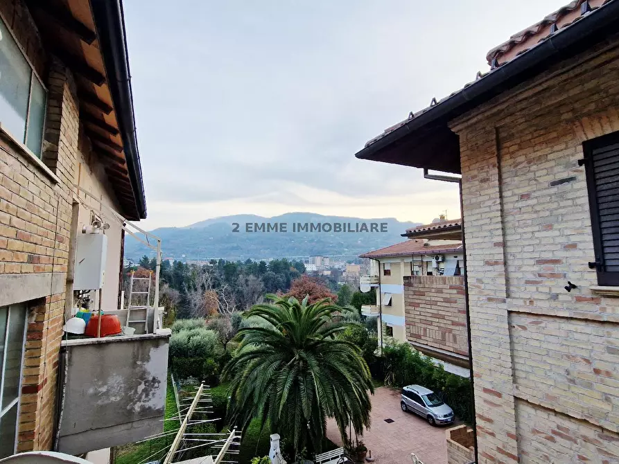 Immagine 1 di Appartamento in vendita  in VIA ZEPPELLE 12 a Ascoli Piceno