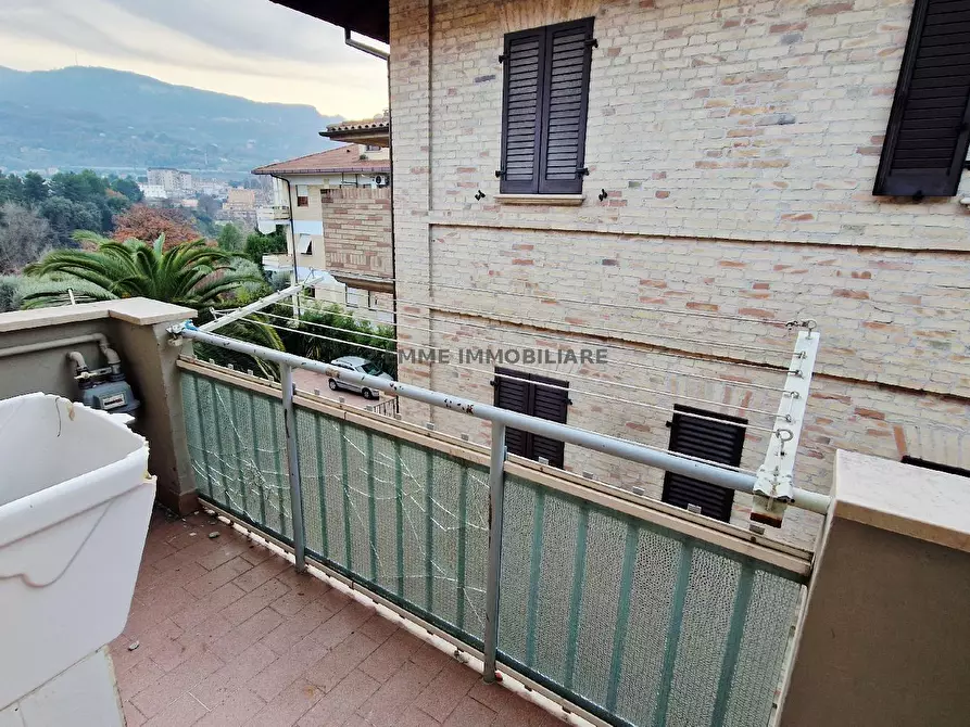 Immagine 13 di Appartamento in vendita  in VIA ZEPPELLE 12 a Ascoli Piceno