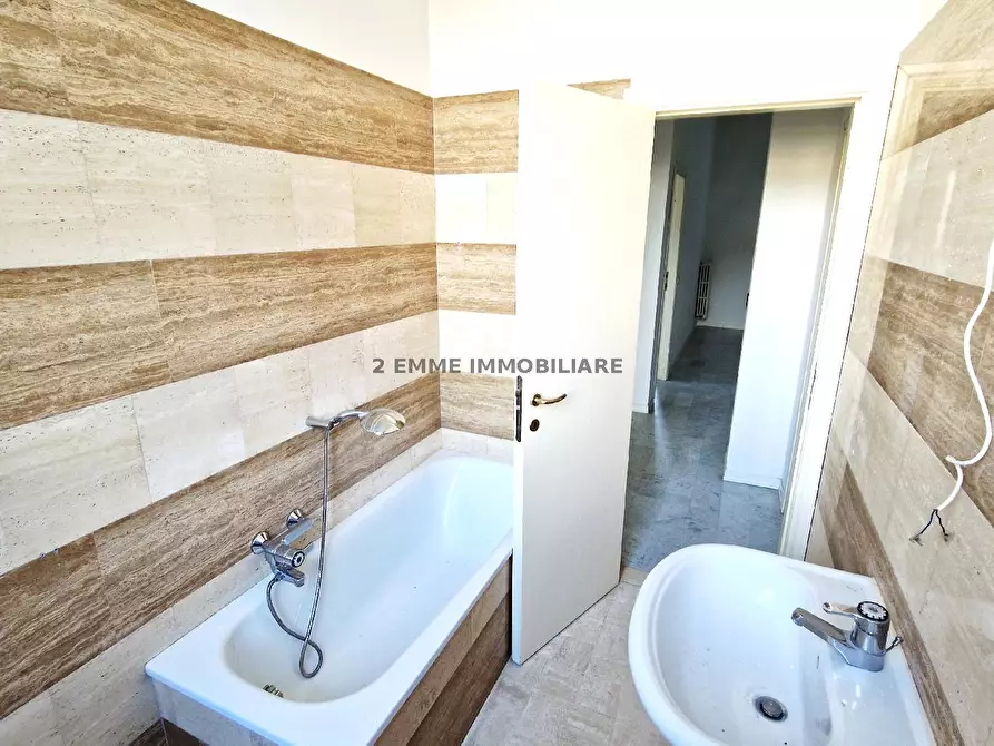 Immagine 6 di Appartamento in vendita  in VIA DEI SODERINI a Ascoli Piceno