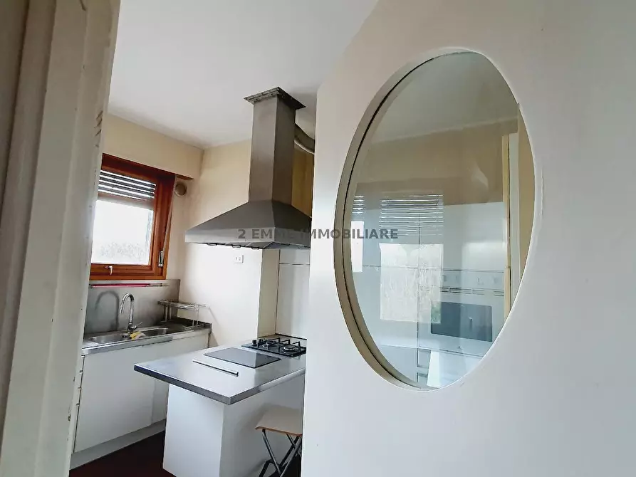 Immagine 4 di Villa in vendita  in VIA DELLE ZEPPELLE 9 a Ascoli Piceno