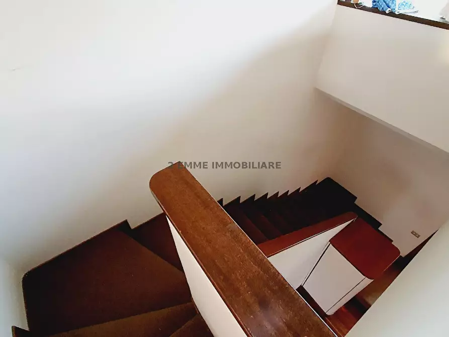 Immagine 13 di Villa in vendita  in VIA DELLE ZEPPELLE 9 a Ascoli Piceno