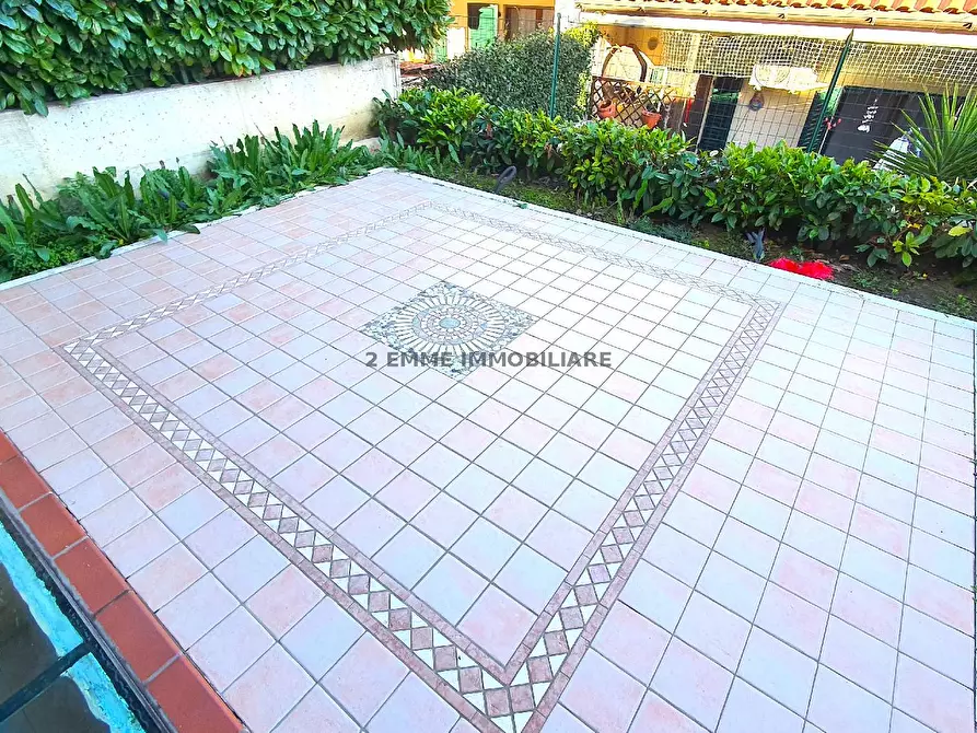 Immagine 3 di Villetta a schiera in vendita  in VIA DELLE BEGONIE  a Ascoli Piceno