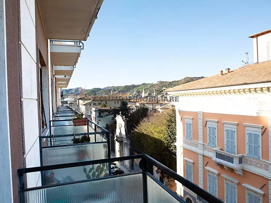 Immagine 2 di Appartamento in vendita  in CORSO VITTORIO EMANUELE 21 a Ascoli Piceno