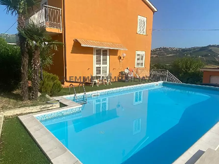 Immagine 31 di Casa indipendente in vendita  in CONTRADA COLLE APPESO 60 a Monteprandone