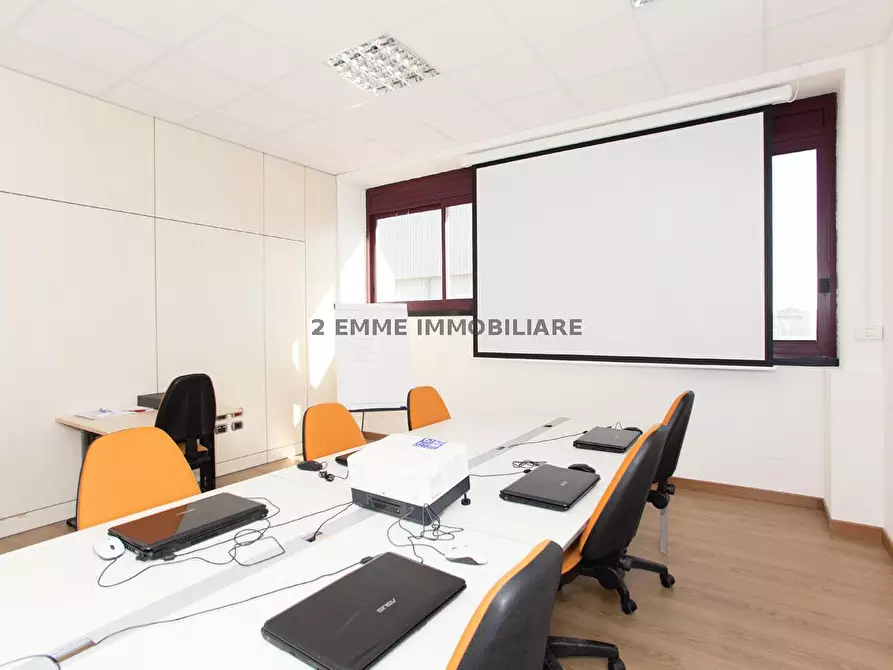 Immagine 4 di Ufficio in affitto  in VIA POMEZIA a San Benedetto Del Tronto