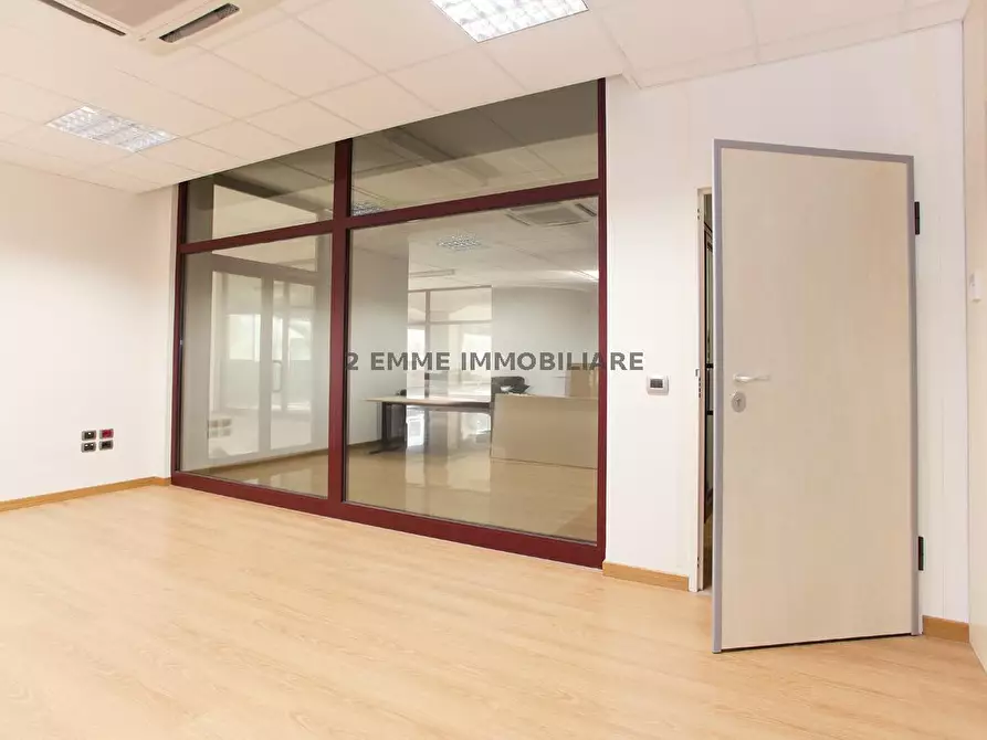 Immagine 9 di Ufficio in affitto  in VIA POMEZIA a San Benedetto Del Tronto