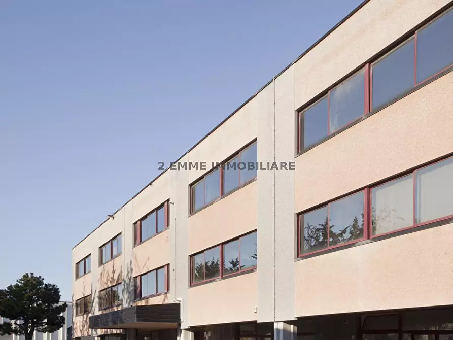 Immagine 15 di Ufficio in affitto  in VIA POMEZIA a San Benedetto Del Tronto