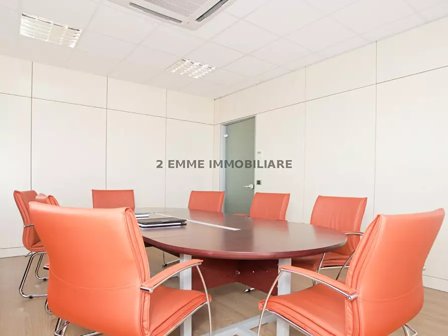 Immagine 18 di Ufficio in affitto  in VIA POMEZIA a San Benedetto Del Tronto