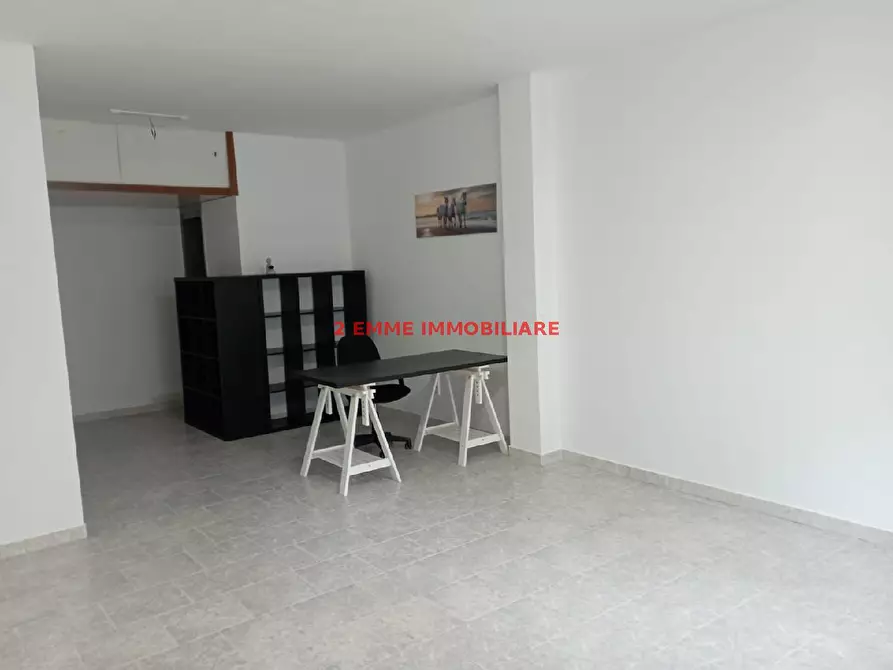 Immagine 4 di Magazzino in affitto  in VIA PERUGIA a Ascoli Piceno