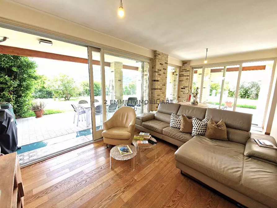 Immagine 4 di Villa in vendita  in FRAZIONE FONTE DI CAMPO N.6 a Ascoli Piceno