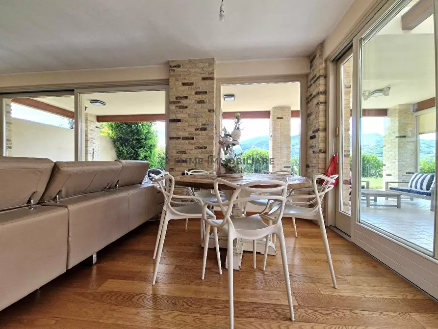 Immagine 5 di Villa in vendita  in FRAZIONE FONTE DI CAMPO N.6 a Ascoli Piceno