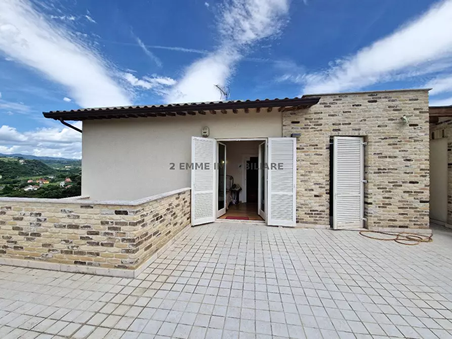 Immagine 19 di Villa in vendita  in FRAZIONE FONTE DI CAMPO N.6 a Ascoli Piceno