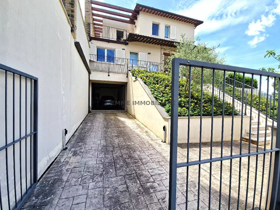 Immagine 34 di Villa in vendita  in FRAZIONE FONTE DI CAMPO N.6 a Ascoli Piceno