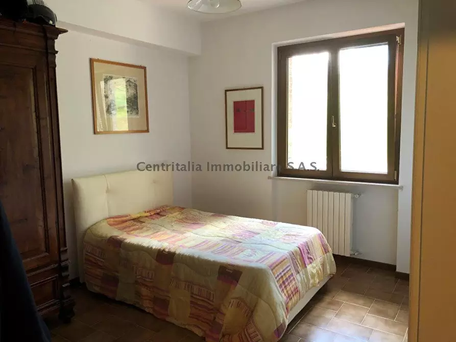 Immagine 3 di Villa in vendita  in CESANE a Urbino