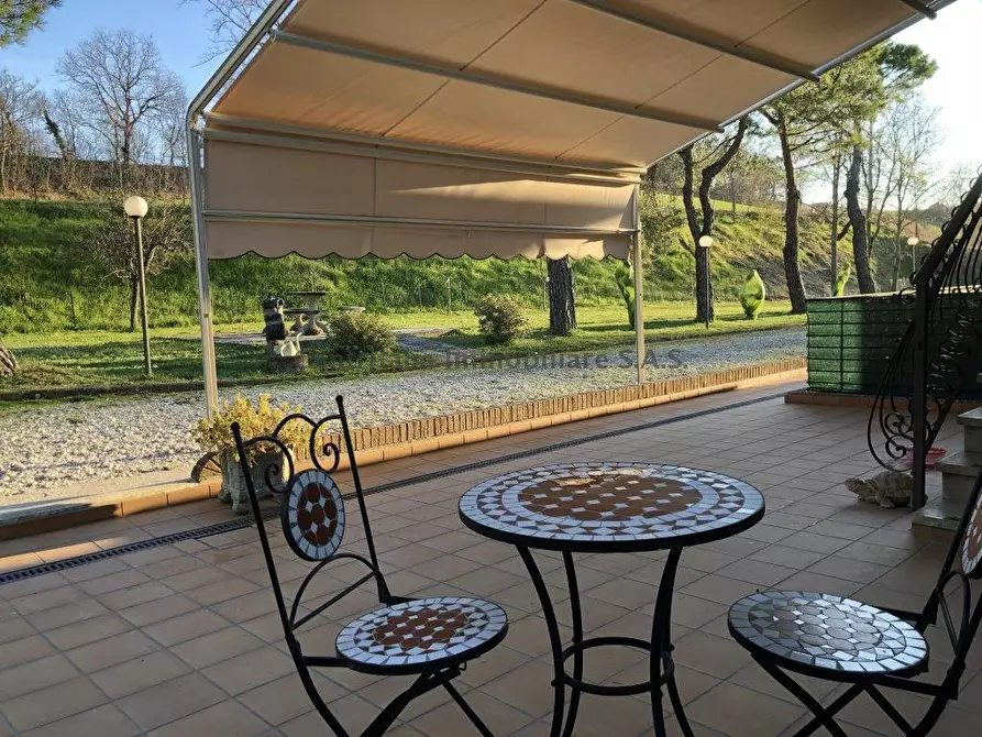 Immagine 6 di Villa in vendita  in CESANE a Urbino