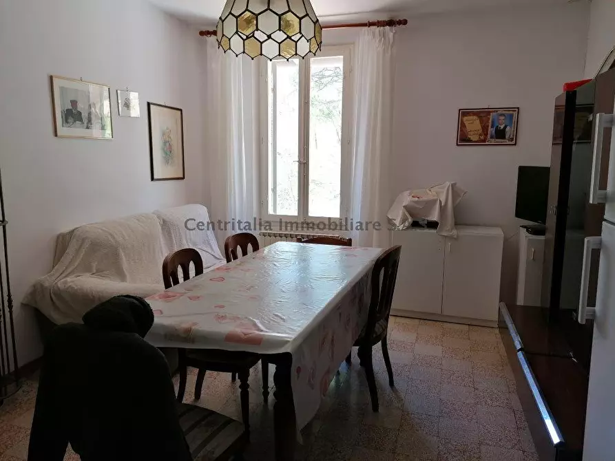 Immagine 4 di Casa indipendente in vendita  in PALLINO a Urbino