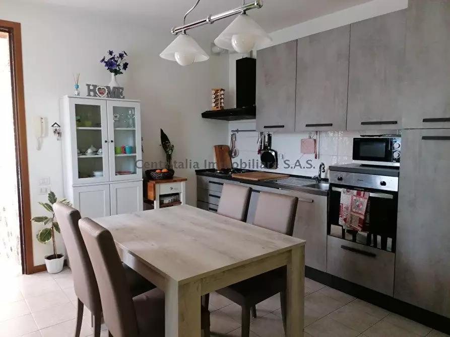 Immagine 2 di Appartamento in vendita  in GADANA a Urbino