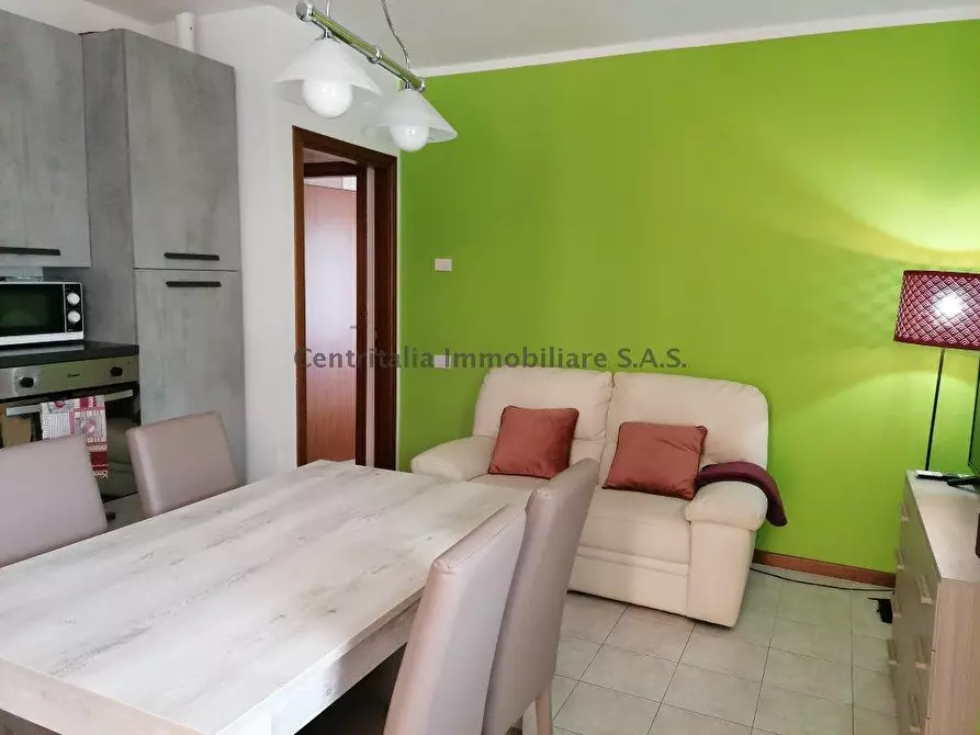 Immagine 5 di Appartamento in vendita  in GADANA a Urbino