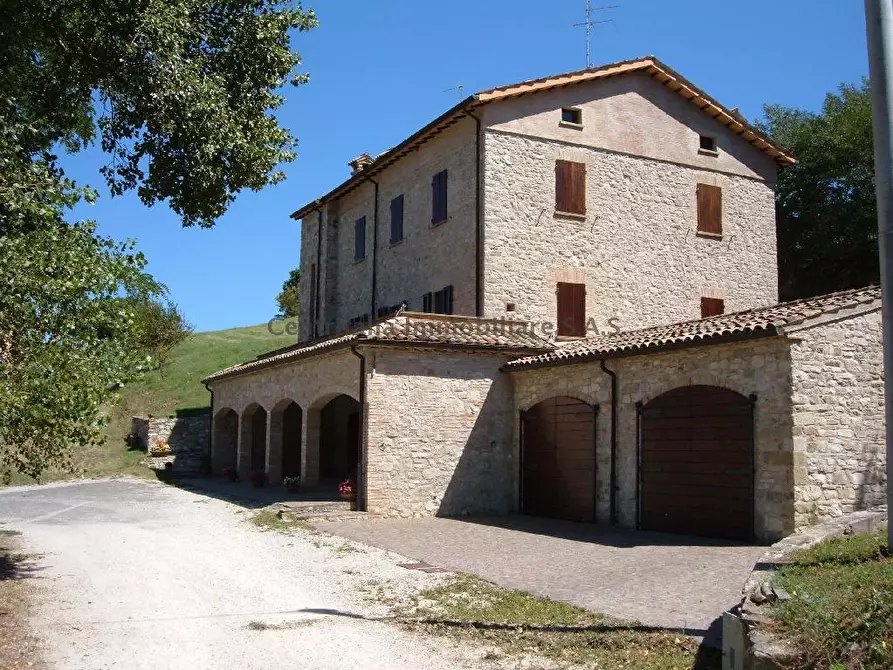 Immagine 1 di Casa indipendente in vendita  a Macerata Feltria
