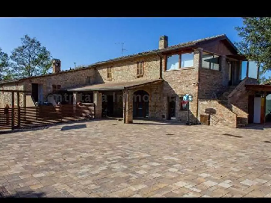 Immagine 1 di Casa bifamiliare in vendita  in CA.MAZZASETTE a Urbino