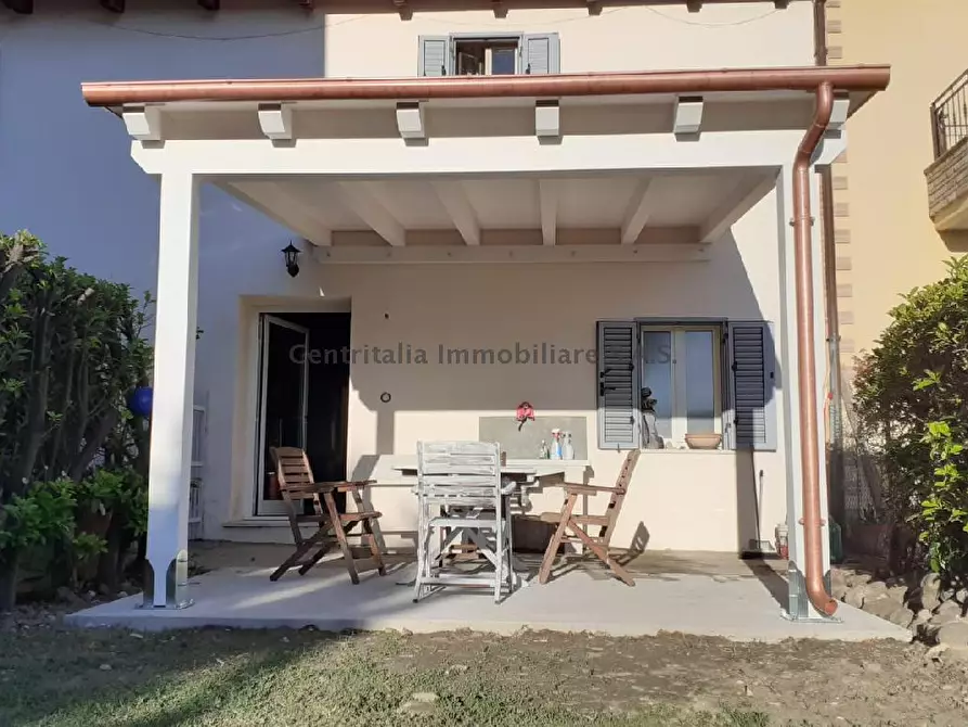 Immagine 4 di Casa indipendente in vendita  in CA'MAZZASETTE a Urbino