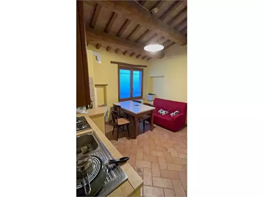 Immagine 1 di Appartamento in vendita  in VIA DELLE STALLACCE a Urbino