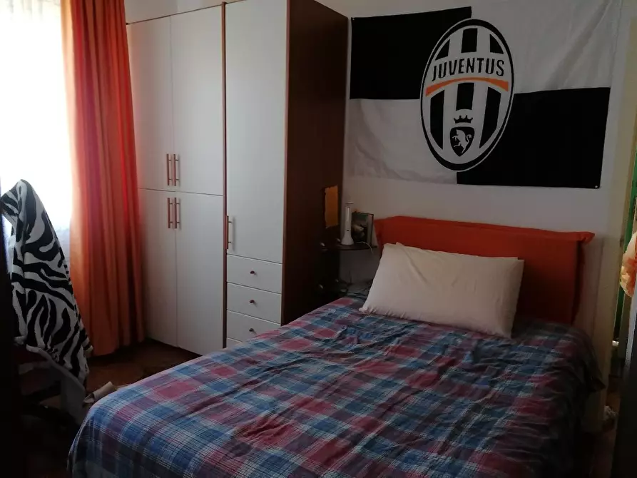 Immagine 8 di Casa indipendente in vendita  in CAVALLINO a Urbino