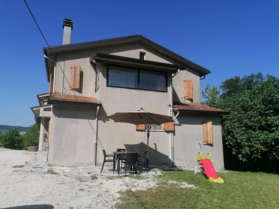 Immagine 3 di Casa indipendente in vendita  in CA' CORONA 14 a Urbino