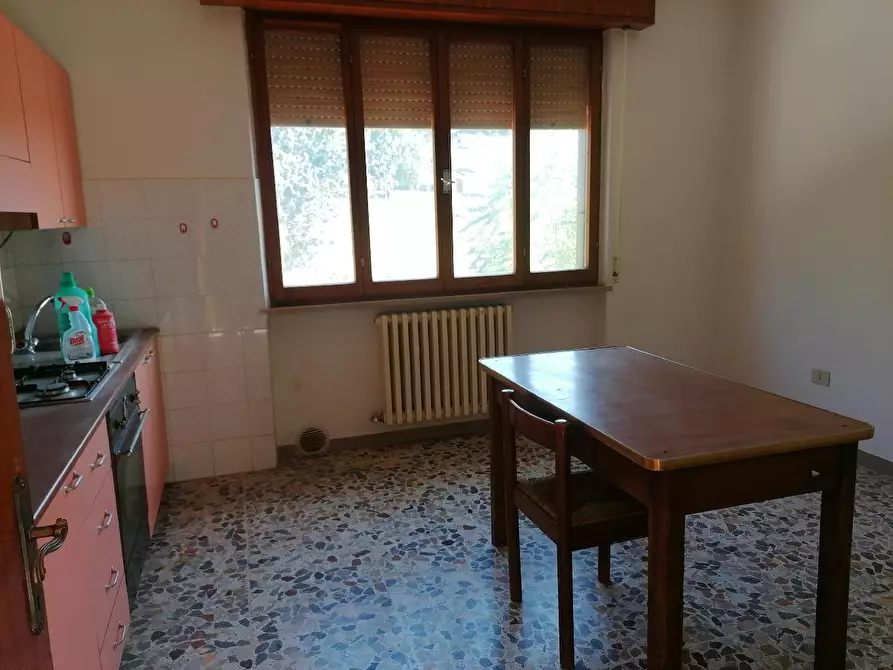 Immagine 5 di Casa indipendente in vendita  in CANAVACCIO a Urbino