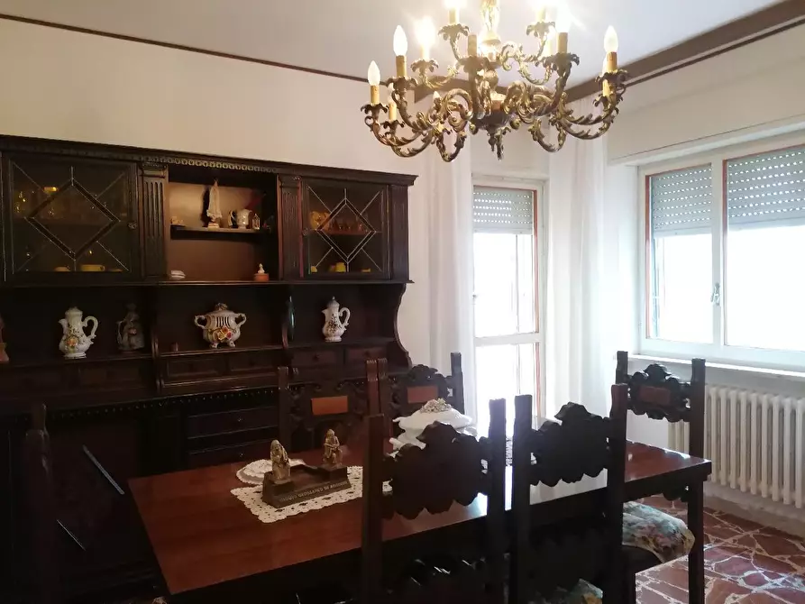 Immagine 4 di Appartamento in vendita  in VI KING 5 a Urbino